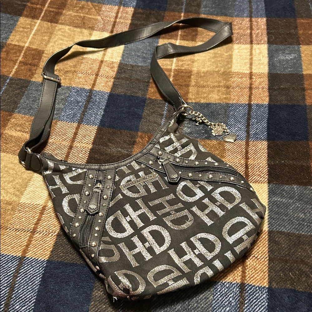 Stylish Black and Silver Women's Bag